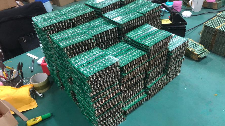 触摸台灯电路板定制供应与LED方案开发 PCBA方案板选型与设计全解析